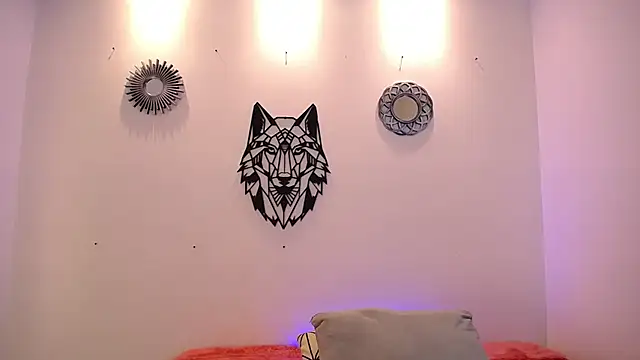 Snapshot of Katy_Van chatting on February 3, 2026, 8:58 pm Katy Van online show from February 3, 2026, 8:58 pm