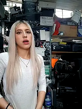 eva-2023 online show from March 14, 2025, 8:49 pm