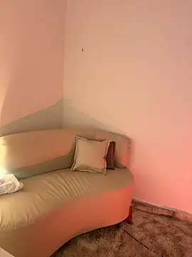 anniesweet02 online show from April 4, 2026, 10:49 pm