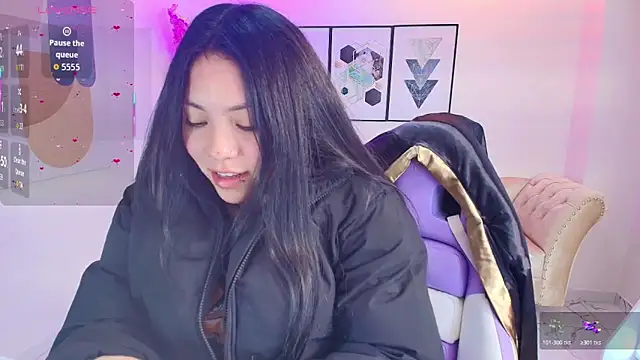 Isa reel online show from November 29, 2025, 7:47 pm