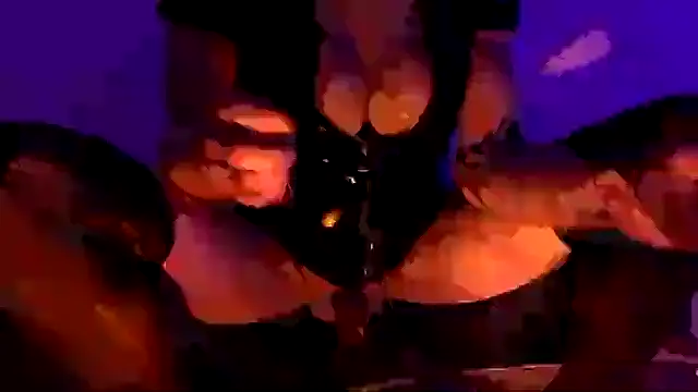 CharlotteVixxens online show from February 17, 2025, 4:09 am