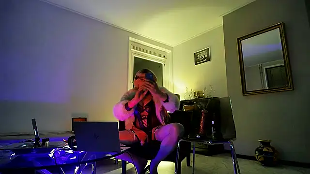 CharlotteVixxens online show from November 12, 2025, 12:04 am