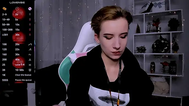 Snapshot of _Rein_ramm chatting on February 2, 2026, 5:23 pm Rein ramm online show from February 2, 2026, 5:23 pm