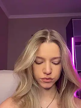 JessIsLove online show from January 18, 2025, 5:41 am