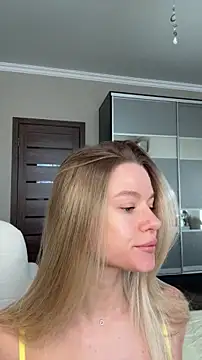 JessIsLove online show from March 13, 2026, 4:50 am