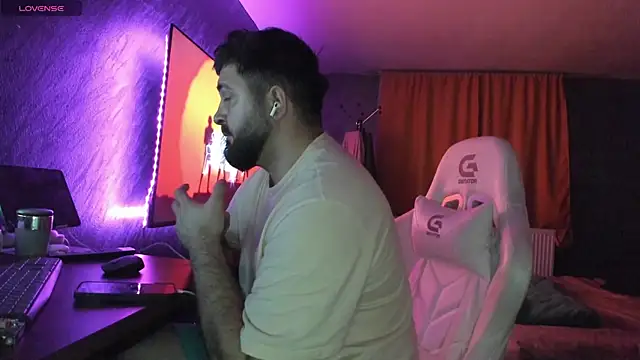 Eduu2322 online show from February 9, 2026, 10:19 pm