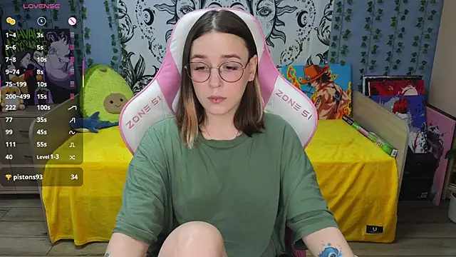 Sweet frosti online show from March 18, 2025, 1:57 am