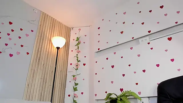 Snapshot of AdammClark1 chatting on February 19, 2025, 12:03 am AdammClark1 online show from February 19, 2025, 12:03 am