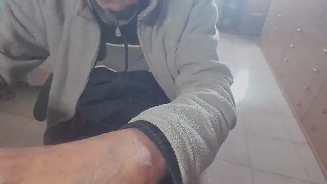 papillonhotofficial online show from March 26, 2026, 8:23 am