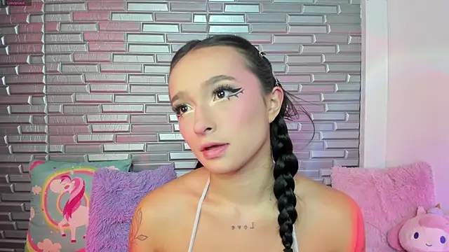 issagarcia online show from February 25, 2025, 2:04 pm