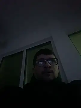 Snapshot of Juliano2289 chatting on July 11, 2026, 6:19 pm Juliano2289 online show from July 11, 2026, 6:19 pm