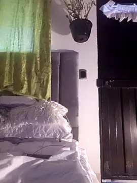 CurvySara1 online show from October 1, 2025, 9:29 pm