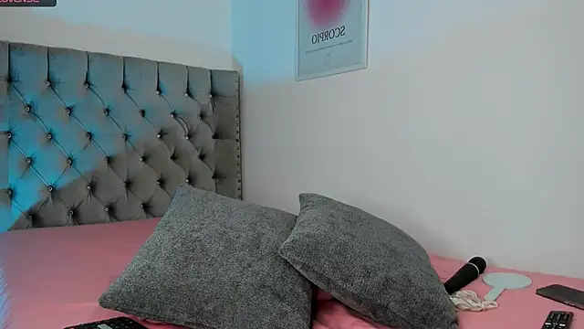 MafeOlimpo online show from January 8, 2026, 9:21 pm