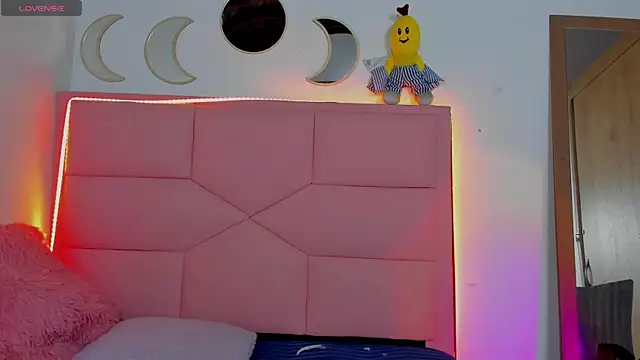 Snapshot of rajnar_ninaa chatting on February 19, 2025, 4:34 am rajnar ninaa online show from February 19, 2025, 4:34 am