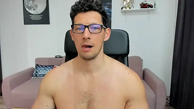 BrutusK08 online show from March 12, 2025, 10:05 am