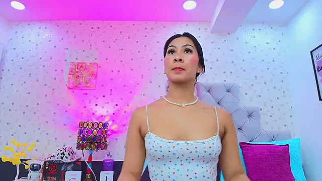 JulietaReyess online show from January 9, 2026, 12:01 pm