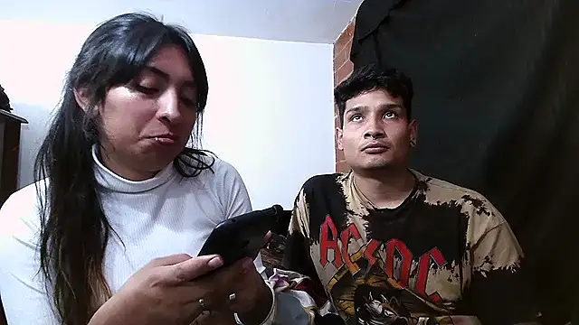 Snapshot of AngelinaPaker chatting on January 14, 2025, 1:36 am AngelinaPaker online show from January 14, 2025, 1:36 am