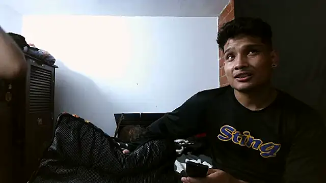 Snapshot of AngelinaPaker chatting on December 27, 2024, 7:29 am AngelinaPaker online show from December 27, 2024, 7:29 am