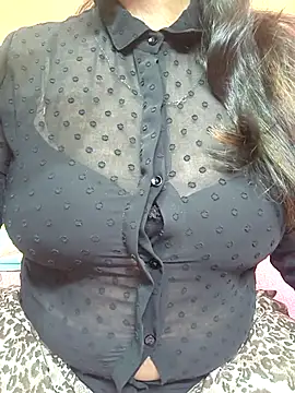 CUTE SOPHIA- online show from March 8, 2025, 6:37 pm