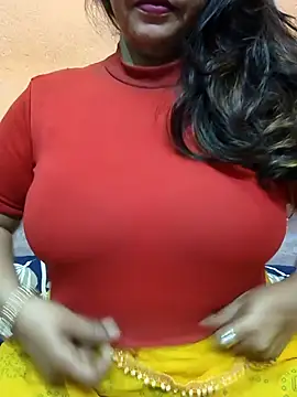 CUTE SOPHIA- online show from March 1, 2025, 9:04 pm