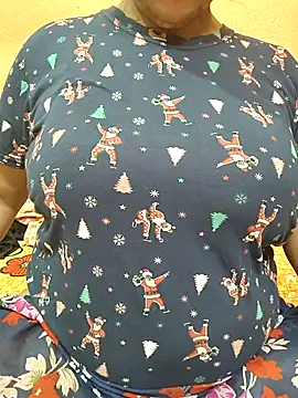 CUTE SOPHIA- online show from October 7, 2025, 1:39 am