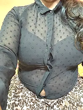 CUTE SOPHIA- online show from September 9, 2025, 9:30 am