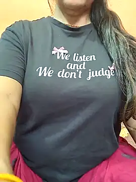 Snapshot of CUTE_SOPHIA- chatting on March 1, 2026, 7:47 pm CUTE SOPHIA- online show from March 1, 2026, 7:47 pm