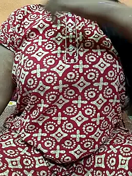 Snapshot of CUTE_SOPHIA- chatting on February 18, 2026, 1:14 am CUTE SOPHIA- online show from February 18, 2026, 1:14 am