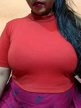 Snapshot of CUTE_SOPHIA- chatting on February 18, 2026, 11:56 pm CUTE SOPHIA- online show from February 18, 2026, 11:56 pm