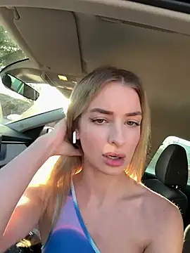 EvieEvans online show from March 9, 2025, 5:17 pm