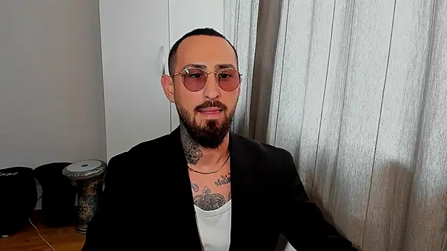 Baddfuckerr online show from January 22, 2025, 12:06 pm
