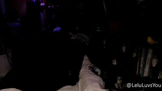 LeluLuvsYou online show from September 12, 2025, 3:50 am