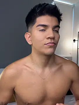 Snapshot of santiago_01 chatting on February 21, 2026, 9:50 pm santiago 01 online show from February 21, 2026, 9:50 pm