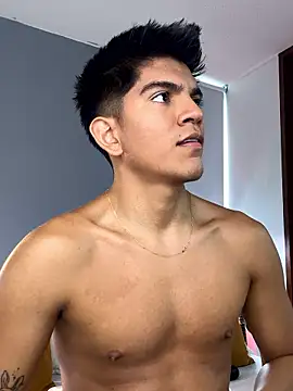 Snapshot of santiago_01 chatting on January 18, 2026, 9:07 pm santiago 01 online show from January 18, 2026, 9:07 pm