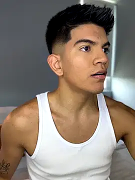 santiago 01 online show from September 21, 2025, 7:41 pm