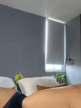 santiago 01 online show from October 8, 2025, 7:25 pm