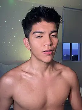 santiago 01 online show from February 9, 2025, 11:04 pm