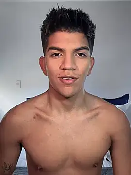 santiago 01 online show from February 17, 2025, 2:06 pm