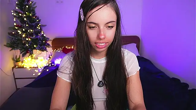 Snapshot of Dayna_Nebula chatting on December 20, 2025, 5:43 am Dayna Nebula online show from December 20, 2025, 5:43 am