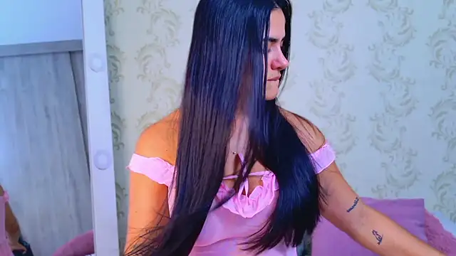 Bella Fior online show from February 25, 2026, 11:04 pm