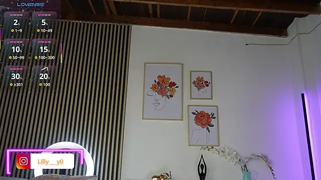 LillyDolls23 online show from October 18, 2025, 12:51 pm