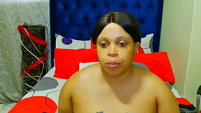 THESHORTQUEEN online show from January 12, 2026, 4:36 pm