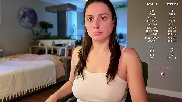 moon deity  online show from September 25, 2025, 12:11 pm