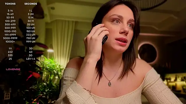 moon deity  online show from February 14, 2025, 1:08 pm