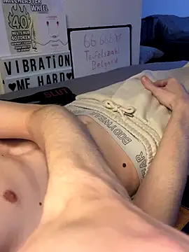 secret dream415 online show from October 24, 2025, 7:13 pm