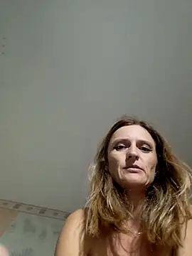 Katerina177 online show from November 22, 2025, 8:18 pm