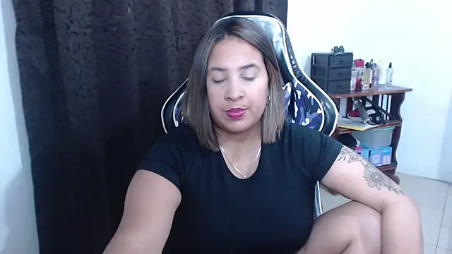 KathyHardcore69 online show from January 6, 2026, 3:43 am