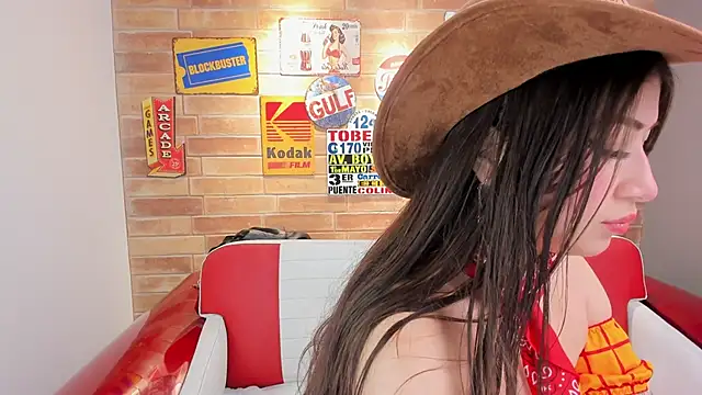 miss  pamela online show from October 27, 2025, 11:00 am