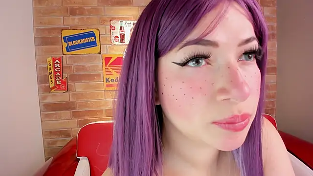 miss  pamela online show from October 2, 2025, 11:02 am