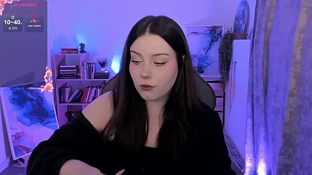 CoralineKeyns online show from October 4, 2025, 5:20 am